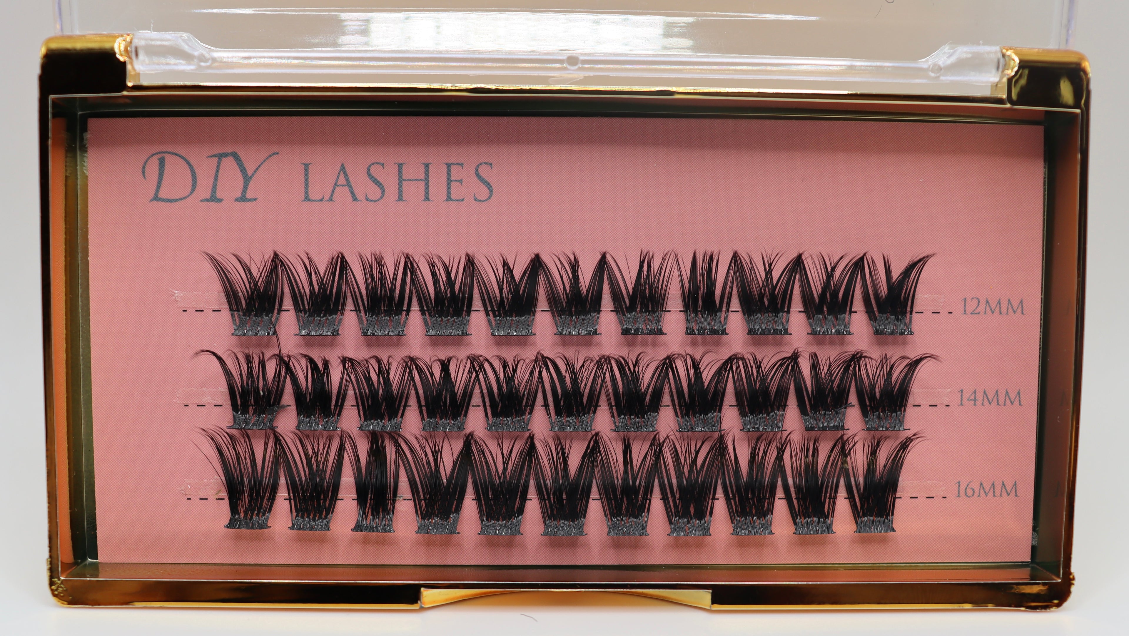 Summer Fling Lash Extensions | Soft, Playful & Sun-Kissed Lash Clusters